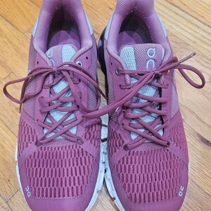 On Running Women's Magenta/mulberry and Gray Athletic Shoes